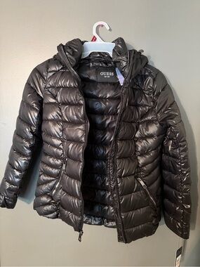 NWT Women’s GUESS Black Shiny Quilted Hooded Puffer Jacket
